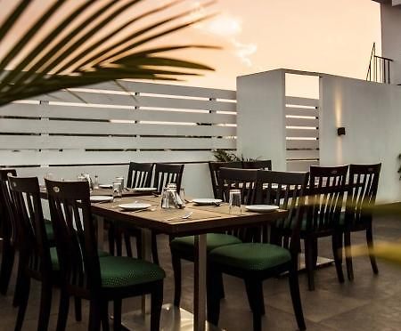 J Hotel Port Blair Bagian luar foto