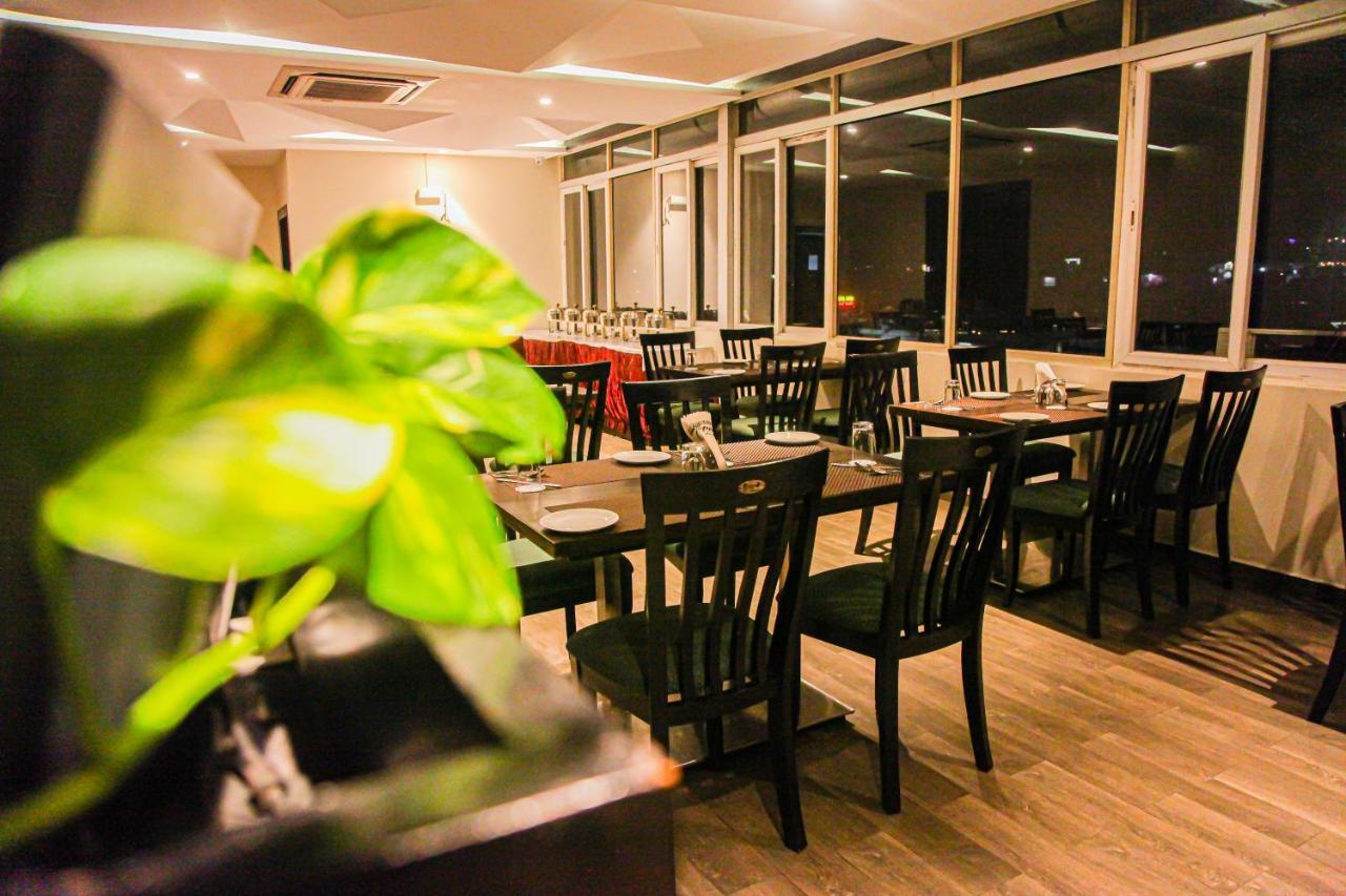 J Hotel Port Blair Bagian luar foto