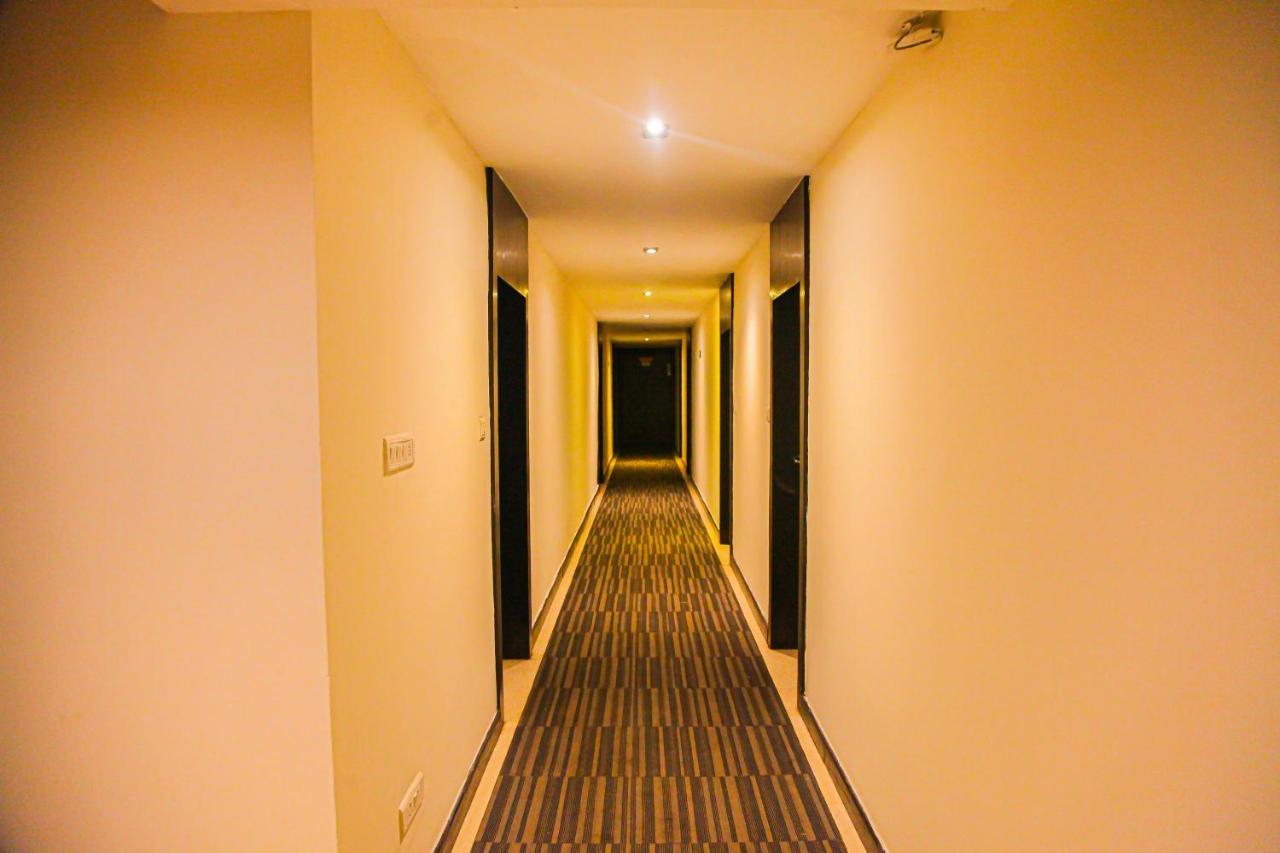 J Hotel Port Blair Bagian luar foto